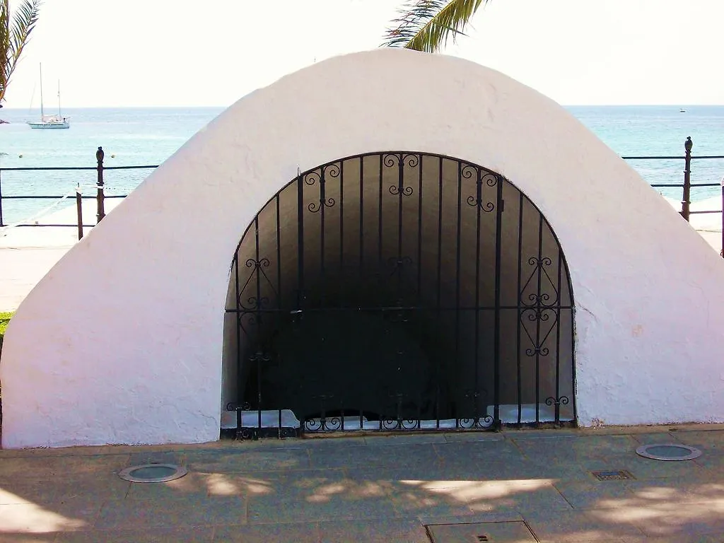 Hostal Rey Santa Eularia des Riu